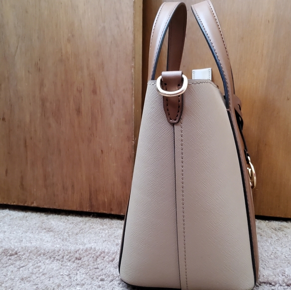 Michael Kors Pratt Small Tote Bag (Camel MLT) - Picture 6 of 16